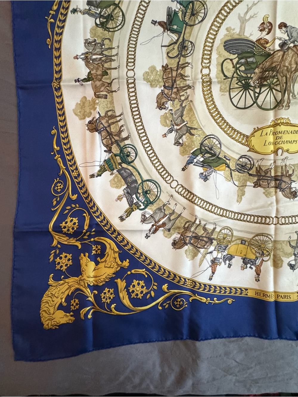Hermes Silk Scarf 100% Authentic Horse Coach Circle 90cm “Longchamps” Print Blue - Picture 5 of 10